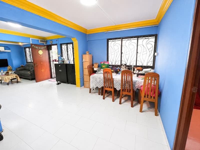 609 Ang Mo Kio Avenue 4, 609 Ang Mo Kio Avenue 4, 3 Bedrooms, 1,205 sqft, HDB Flat For Sale, by GANESHKUMAR K, 500204615 - Living Room - PropertyGuru.com.sg