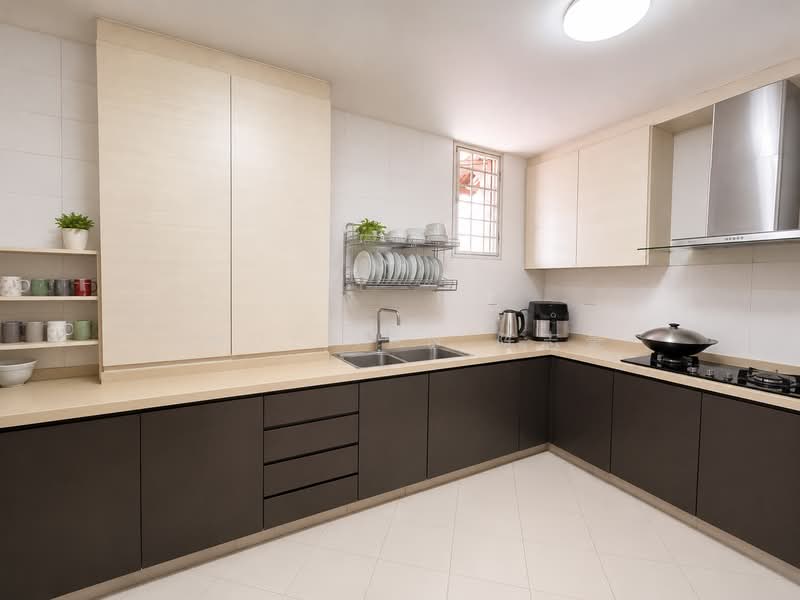Loyang Villas, 99 Loyang Rise, 5 Bedrooms, 3,200 sqft, Terraced House For Sale, by Andy Tan 陈志豪, 500204627 - Kitchen - PropertyGuru.com.sg