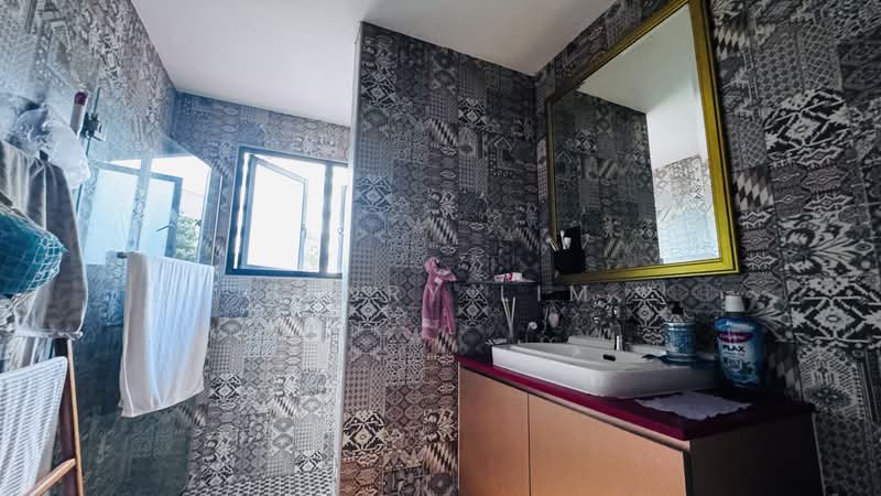 The Springfield, Chempaka Kuning Link, 4 Bedrooms, 2,370 sqft, Cluster House For Sale, by Henry Lim, 500204639 - Bathroom - PropertyGuru.com.sg