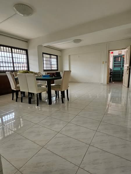 831 Hougang Central, 831 Hougang Central, 3 Bedrooms, 1,119 sqft, HDB Flat For Rent, by Patricia See, 500204646 - Dining Room - PropertyGuru.com.sg