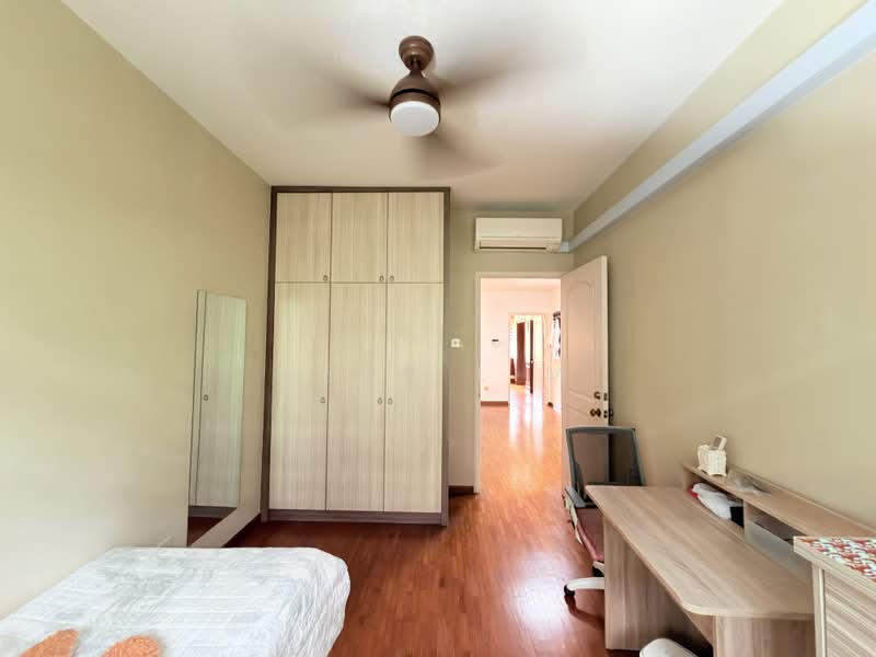 Springleaf Estate, MRT, Terrace House, Freehold, , 4 Bedrooms, 2,500 sqft, Terraced House For Sale, by Jean Lim, 500204648 - Bedroom - PropertyGuru.com.sg