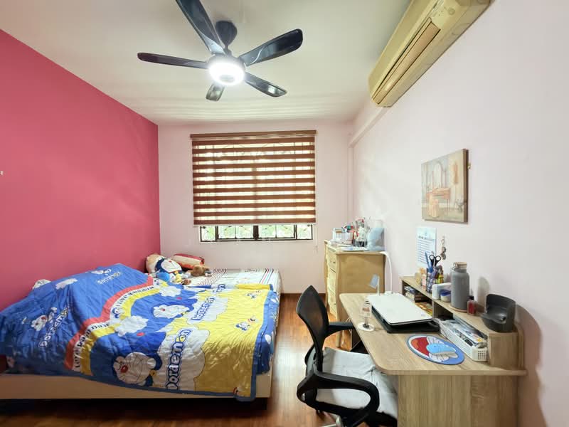Springleaf Estate, MRT, Terrace House, Freehold, , 4 Bedrooms, 2,500 sqft, Terraced House For Sale, by Jean Lim, 500204648 - Bedroom - PropertyGuru.com.sg
