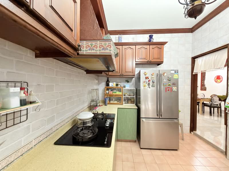 Springleaf Estate, MRT, Terrace House, Freehold, , 4 Bedrooms, 2,500 sqft, Terraced House For Sale, by Jean Lim, 500204648 - Kitchen - PropertyGuru.com.sg