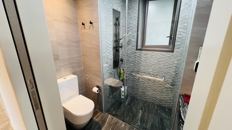 Margaret Ville, 20 Margaret Drive, 3 Bedrooms, 1,184 sqft, Apartment For Sale, by Yeo Victor, 500204649 - Bathroom - PropertyGuru.com.sg