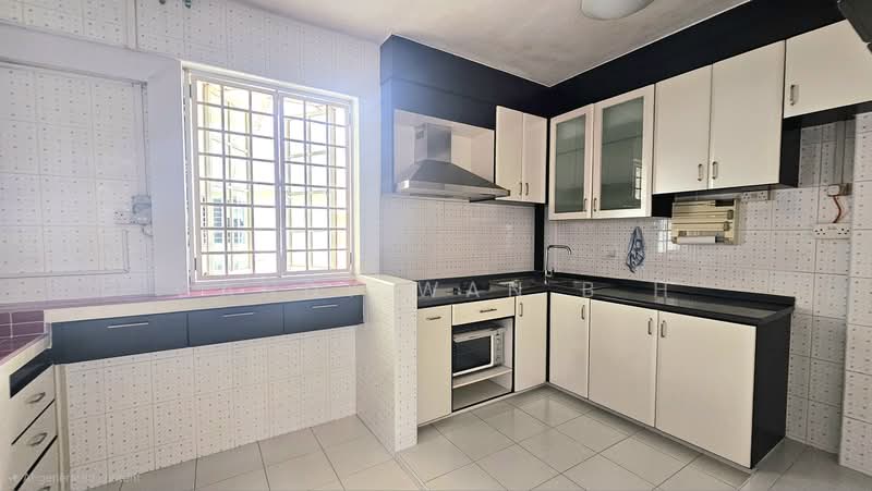 498A Tampines Street 45, 498A Tampines Street 45, 4 Bedrooms, 1,549 sqft, HDB Flat For Sale, by Candy Wan B H, 500204650 - Kitchen - PropertyGuru.com.sg