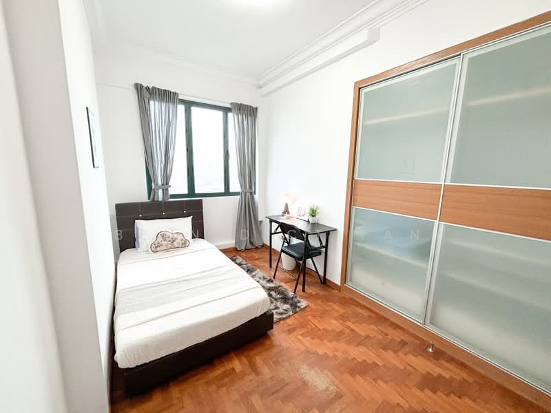 Fortune Jade, 501 Dunman Road, Room Rental, 120 sqft, Apartment For Rent, by Bennedict Tan, 500204652 - Bedroom - PropertyGuru.com.sg