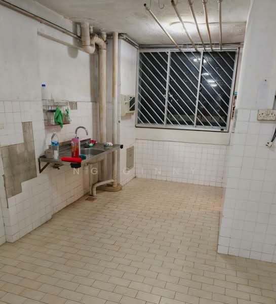 505 Bukit Batok Street 52, 505 Bukit Batok Street 52, 2 Bedrooms, 645 sqft, HDB Flat For Sale, by Ng Ginny, 500204653 - Interior - PropertyGuru.com.sg