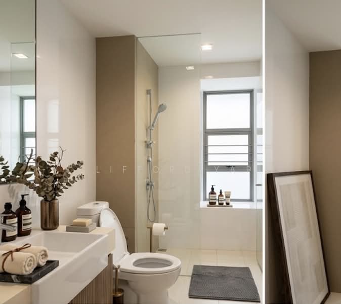 5 stops to Somerset, , Room Rental, 180 sqft, Condominium For Rent, by Clifford Yap, 500204654 - Bathroom - PropertyGuru.com.sg