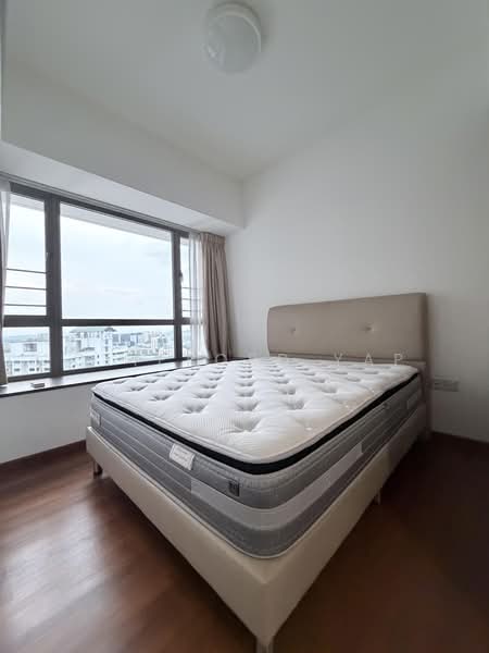 5 stops to Somerset, , Room Rental, 180 sqft, Condominium For Rent, by Clifford Yap, 500204654 - Sealy Queen bed - PropertyGuru.com.sg