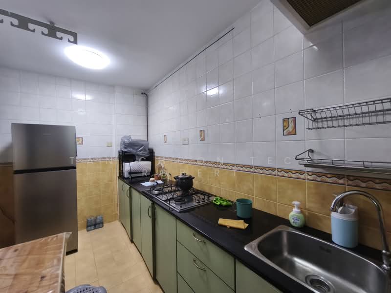 630 Senja Road, 630 Senja Road, Room Rental, 100 sqft, HDB Flat For Rent, by Tan Choon Teck Robert, 500204658 - Kitchen - PropertyGuru.com.sg