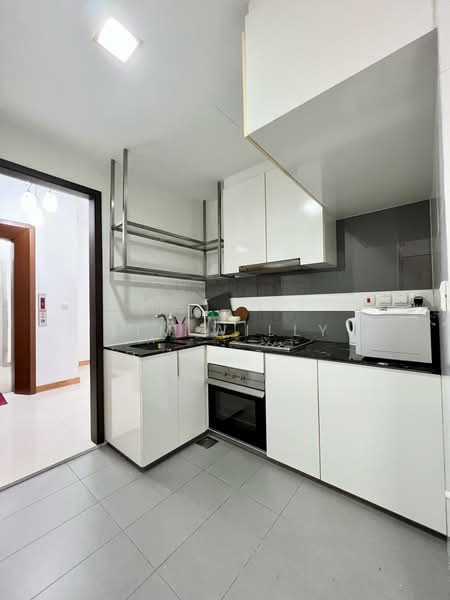 Riz Haven, 193 Jalan Loyang Besar, 3 Bedrooms, 1,066 sqft, Condominium For Sale, by Lim Willy, 500204660 - Kitchen - PropertyGuru.com.sg
