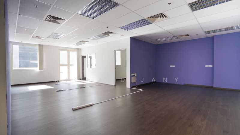 Burlington Square, 175 Bencoolen Street, 1,313 sqft, Office For Sale, by Richard Jany, 500204662 - Interior - CommercialGuru.com.sg