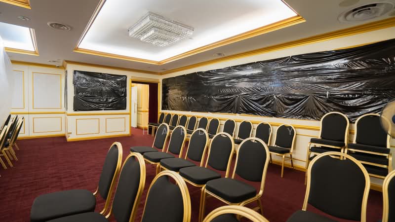 Burlington Square, 175 Bencoolen Street, 1,313 sqft, Office For Sale, by Richard Jany, 500204662 - Interior - CommercialGuru.com.sg