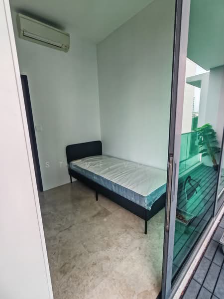 Rhapsody on Mount Elizabeth, 16 Mount Elizabeth, Room Rental, 100 sqft, Apartment For Rent, by Steve Voon, 500204663 - Bedroom - PropertyGuru.com.sg