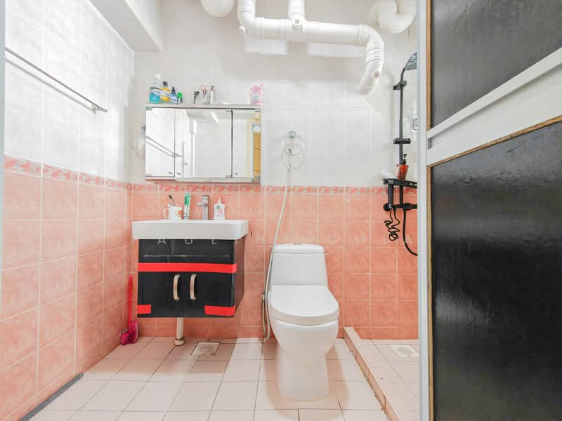 274D Jurong West Avenue 3, 274D Jurong West Avenue 3, 3 Bedrooms, 1,194 sqft, HDB Flat For Sale, by Pauline Chia, 500204671 - Bathroom - PropertyGuru.com.sg