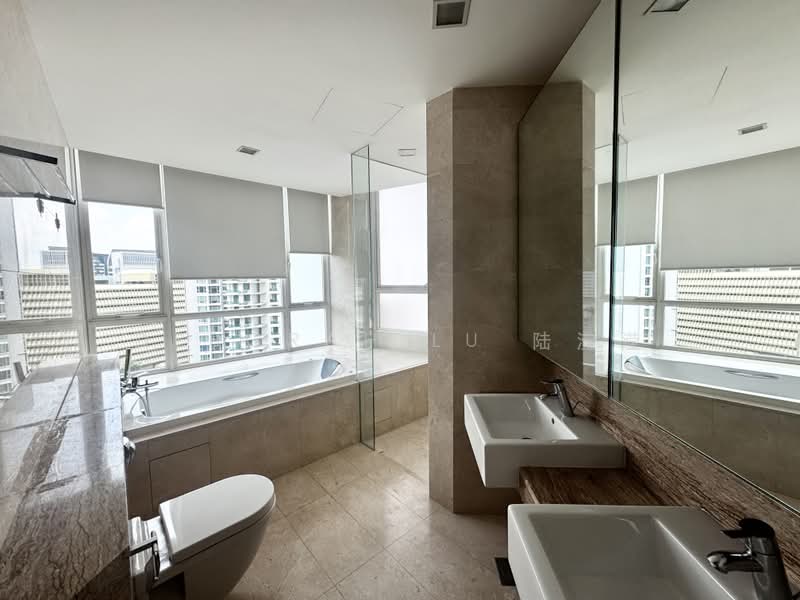 Saint Thomas Suites, 33 St Thomas Walk, 4 Bedrooms, 2,013 sqft, Condominium For Rent, by Deborah Lu 陆滢滢, 500204681 - Bathroom - PropertyGuru.com.sg