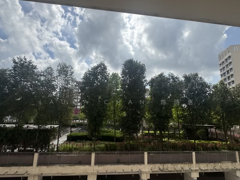 468B Bukit Batok West Avenue 9, 468B Bukit Batok West Avenue 9, 1 Bedroom, 409 sqft, HDB Flat For Sale, by Laura Chan 陈诗惠, 500204714 - Exterior - PropertyGuru.com.sg