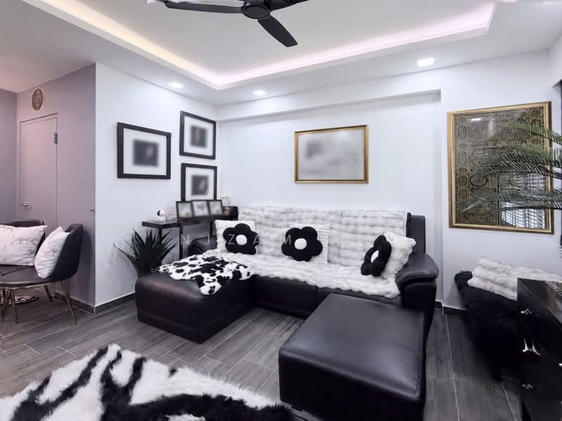115B Canberra Walk, 115B Canberra Walk, 3 Bedrooms, 1,001 sqft, HDB Flat For Sale, by Nizam AR, 500204722 - Living Room - PropertyGuru.com.sg