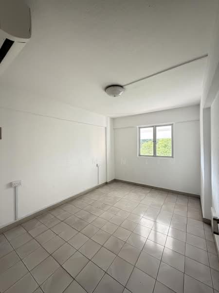 122 Yishun Street 11, 122 Yishun Street 11, 3 Bedrooms, 980 sqft, HDB Flat For Sale, by Sherman Lim, 500204723 - Common1 - PropertyGuru.com.sg