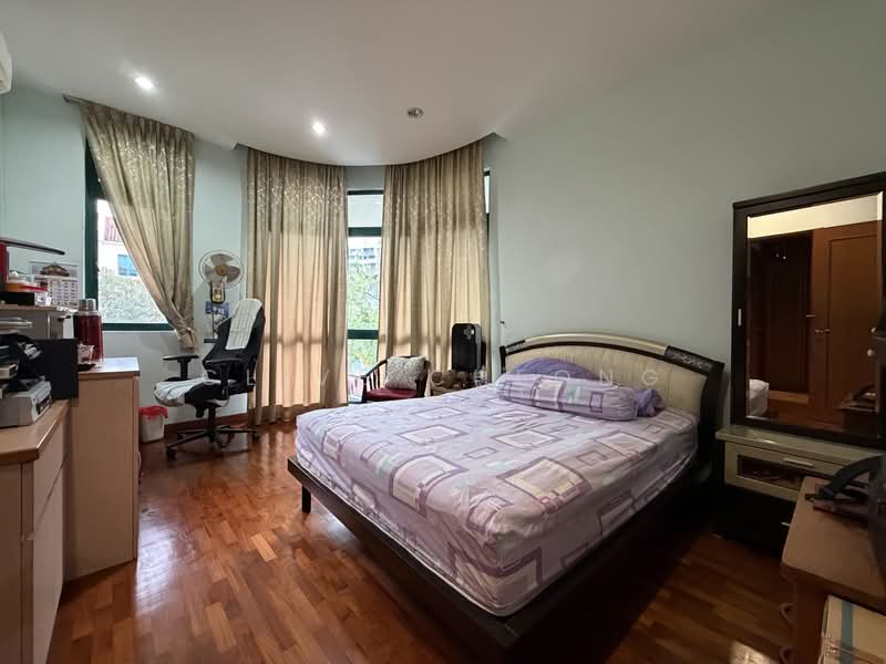 Corporation walk, , 6 Bedrooms, 3,502 sqft, Semi-Detached House For Sale, by Clive Cheong, 500204727 - Bedroom - PropertyGuru.com.sg