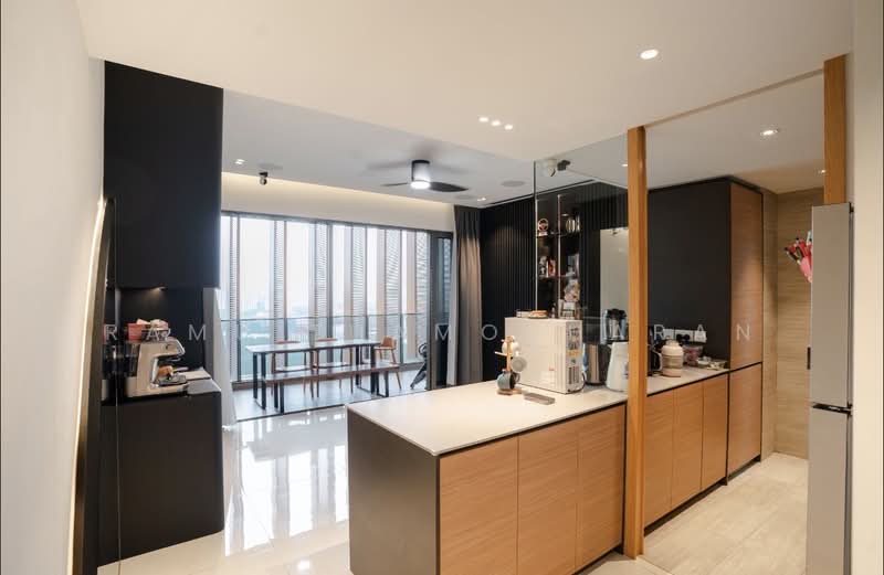 Midwood, 10 Hillview Rise, 4 Bedrooms, 1,259 sqft, Condominium For Sale, by Ramu Thamodharan, 500204728 - Kitchen - PropertyGuru.com.sg