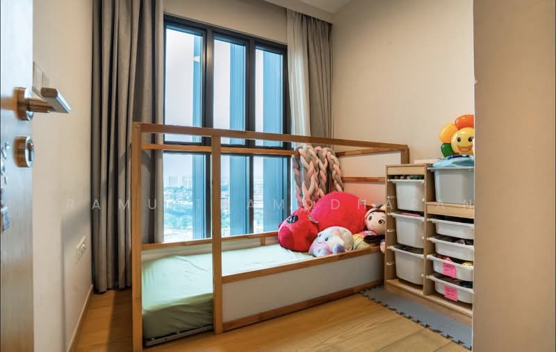 Midwood, 10 Hillview Rise, 4 Bedrooms, 1,259 sqft, Condominium For Sale, by Ramu Thamodharan, 500204728 - Bedroom - PropertyGuru.com.sg