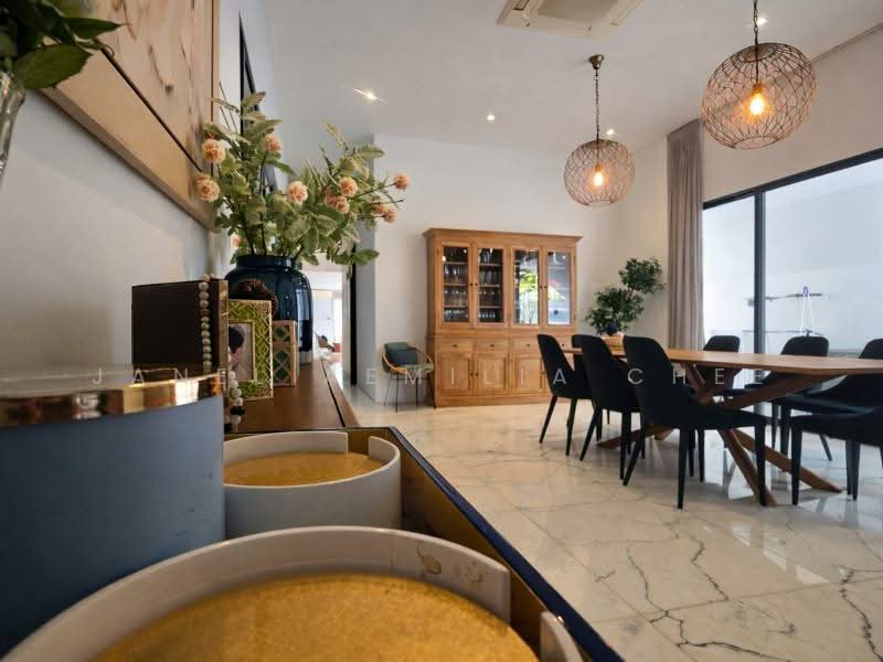 dunbar walk, Dunbar walk, 5 Bedrooms, 6,035 sqft, Semi-Detached House For Sale, by Janel Aemilia Chee, 500204744 - Dining Room - PropertyGuru.com.sg