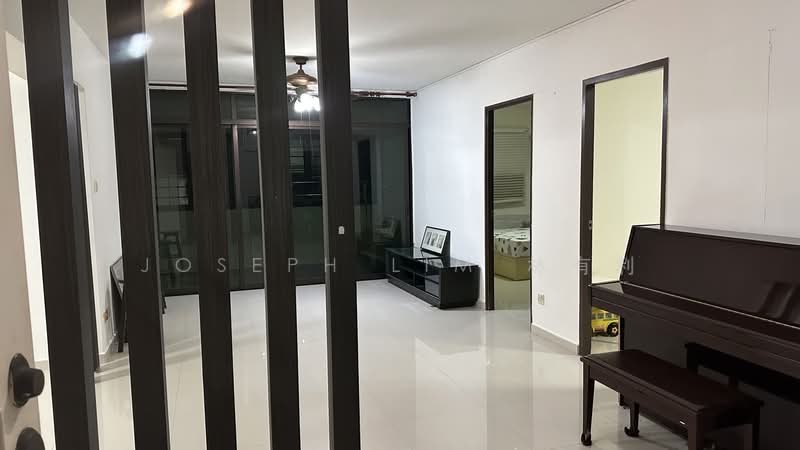 504A Montreal Drive, 504A Montreal Drive, 4 Bedrooms, 1,399 sqft, HDB Flat For Sale, by Joseph Lim 林有利, 500204749 - Living Room - PropertyGuru.com.sg