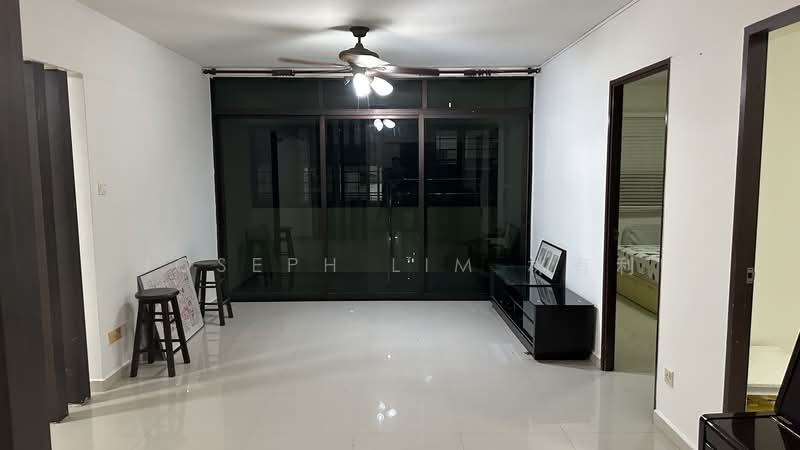 504A Montreal Drive, 504A Montreal Drive, 4 Bedrooms, 1,399 sqft, HDB Flat For Sale, by Joseph Lim 林有利, 500204749 - Living Room - PropertyGuru.com.sg