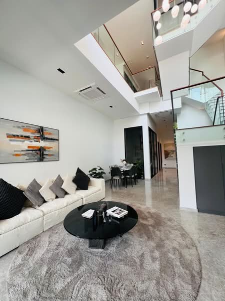 Brand New Freehold with Attic & Lift!, Jalan Sankam, 5 Bedrooms, 4,834 sqft, Terraced House For Sale, by Marylyn Yeo, 500204755 - Living Room - PropertyGuru.com.sg