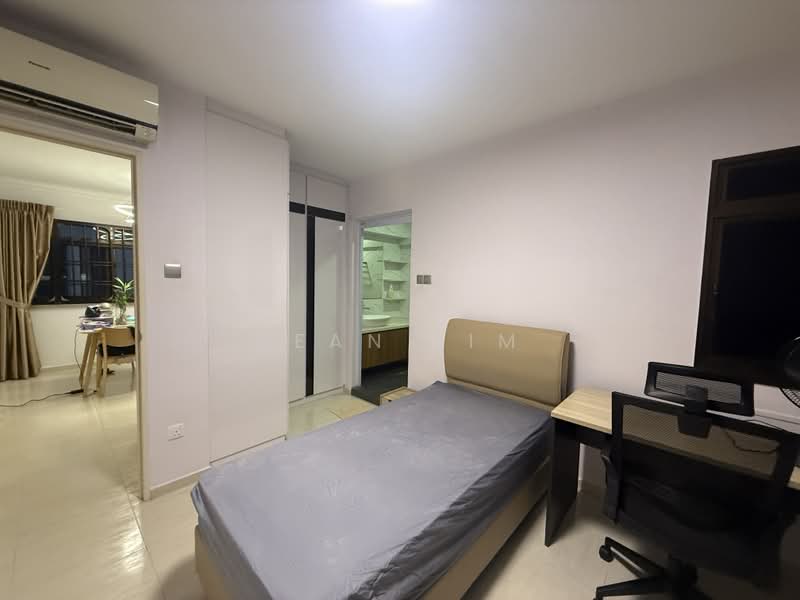 813 Jellicoe Road, 813 Jellicoe Road, Room Rental, 180 sqft, HDB Flat For Rent, by Jean Lim, 500204759 - Bedroom - PropertyGuru.com.sg