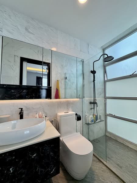 Riviera Residences, 11 Riviera Drive, 2 Bedrooms, 1,066 sqft, Condominium For Sale, by Mervyn Ong, 500204760 - Bathroom - PropertyGuru.com.sg