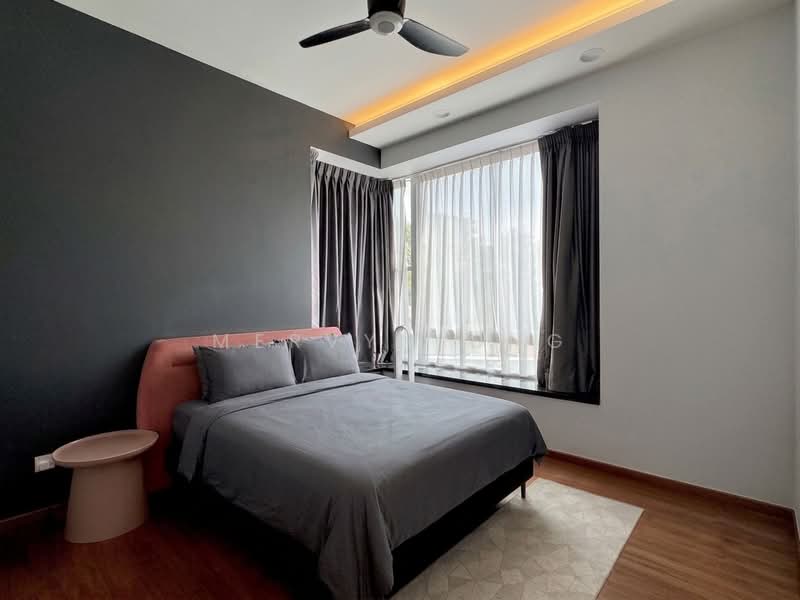 Riviera Residences, 11 Riviera Drive, 2 Bedrooms, 1,066 sqft, Condominium For Sale, by Mervyn Ong, 500204760 - Master Bedroom - PropertyGuru.com.sg