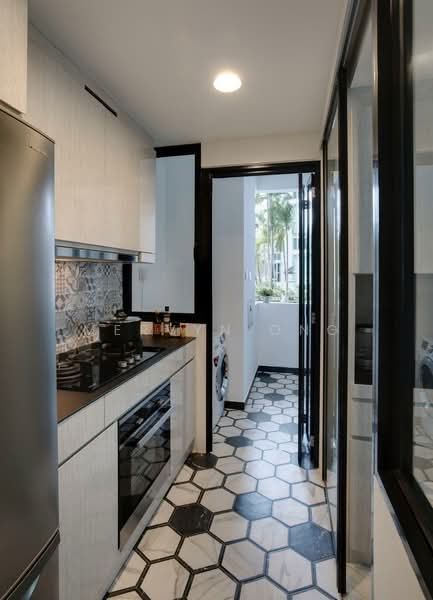 Riviera Residences, 11 Riviera Drive, 2 Bedrooms, 1,066 sqft, Condominium For Sale, by Mervyn Ong, 500204760 - Kitchen - PropertyGuru.com.sg