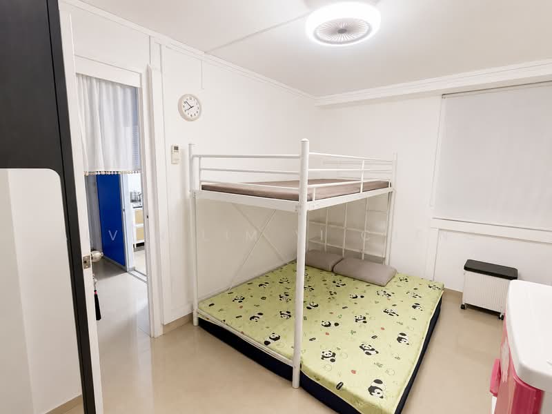 642 Hougang Avenue 8, 642 Hougang Avenue 8, 2 Bedrooms, 646 sqft, HDB Flat For Rent, by Alvin Lim Yi Cheng, 500204762 - Bedroom - PropertyGuru.com.sg