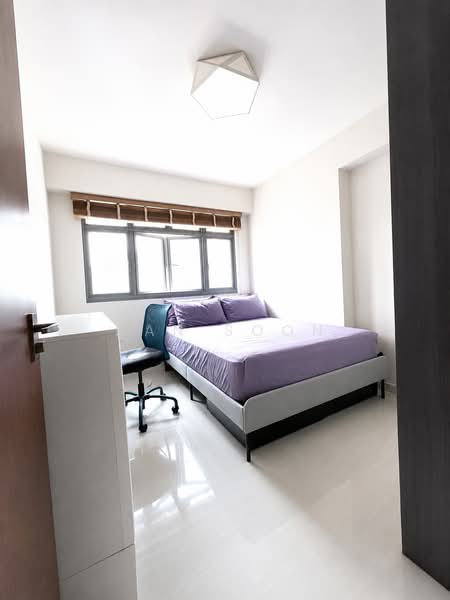 377A Hougang Street 32, 377A Hougang Street 32, 3 Bedrooms, 1,012 sqft, HDB Flat For Sale, by Dan Soon, 500204765 - Bedroom - PropertyGuru.com.sg