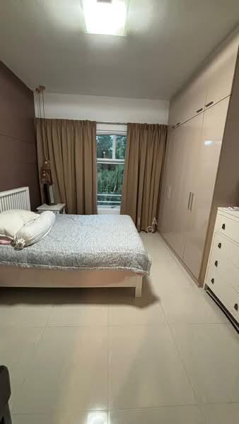 Sunrise Gardens, 51 Sunrise Gardens, 2 Bedrooms, 893 sqft, Condominium For Sale, by Alicia Leong, 500204782 - Bedroom - PropertyGuru.com.sg