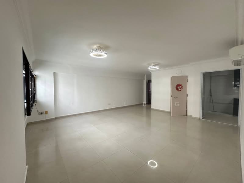 686D Choa Chu Kang Crescent, 686D Choa Chu Kang Crescent, 3 Bedrooms, 1,184 sqft, HDB Flat For Sale, by Chua Le Bing, 500204784 - Living Room - PropertyGuru.com.sg