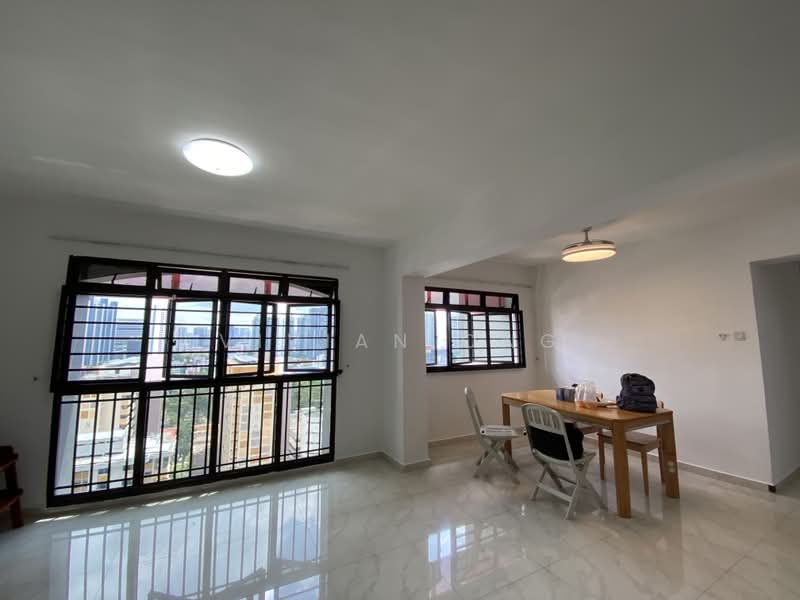 813 Jellicoe Road, 813 Jellicoe Road, 2 Bedrooms, 1,184 sqft, HDB Flat For Rent, by Vivian Ong, 500204785 - Living Room - PropertyGuru.com.sg
