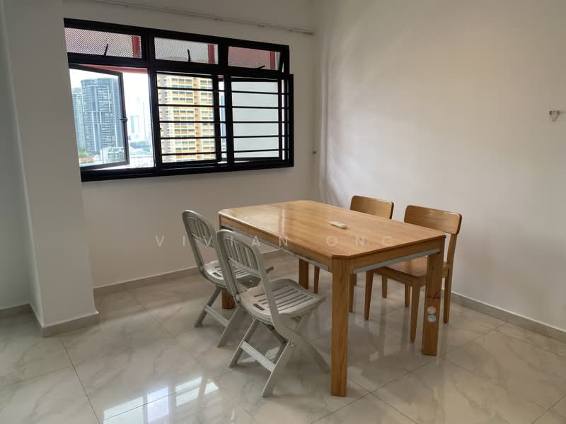 813 Jellicoe Road, 813 Jellicoe Road, 2 Bedrooms, 1,184 sqft, HDB Flat For Rent, by Vivian Ong, 500204785 - Dining Room - PropertyGuru.com.sg