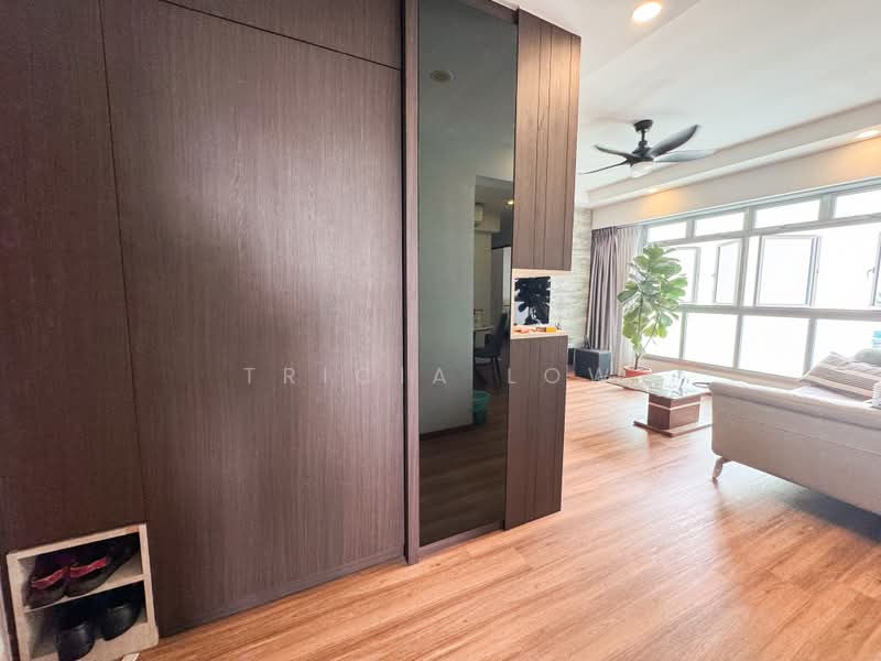 633C Senja Green, 633C Senja Road, 3 Bedrooms, 1,001 sqft, HDB Flat For Sale, by Tricia Low, 500204813 - Living Room - PropertyGuru.com.sg