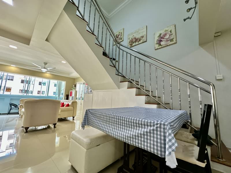 354 Bukit Batok Street 31, 354 Bukit Batok Street 31, 4 Bedrooms, 1,593 sqft, HDB Flat For Sale, by Keeve Ng, 500204816 - Living Room - PropertyGuru.com.sg