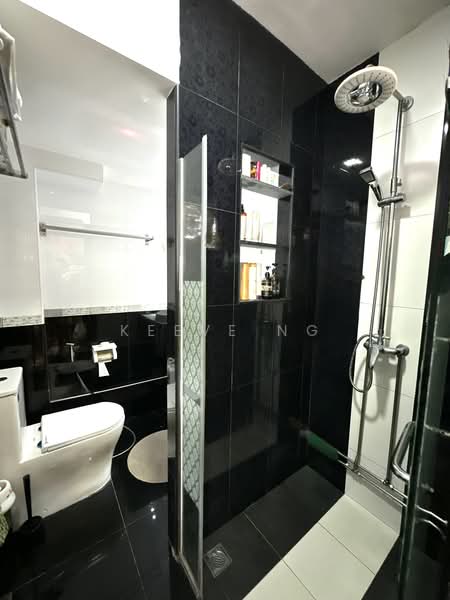 354 Bukit Batok Street 31, 354 Bukit Batok Street 31, 4 Bedrooms, 1,593 sqft, HDB Flat For Sale, by Keeve Ng, 500204816 - Attached Bathroom - PropertyGuru.com.sg