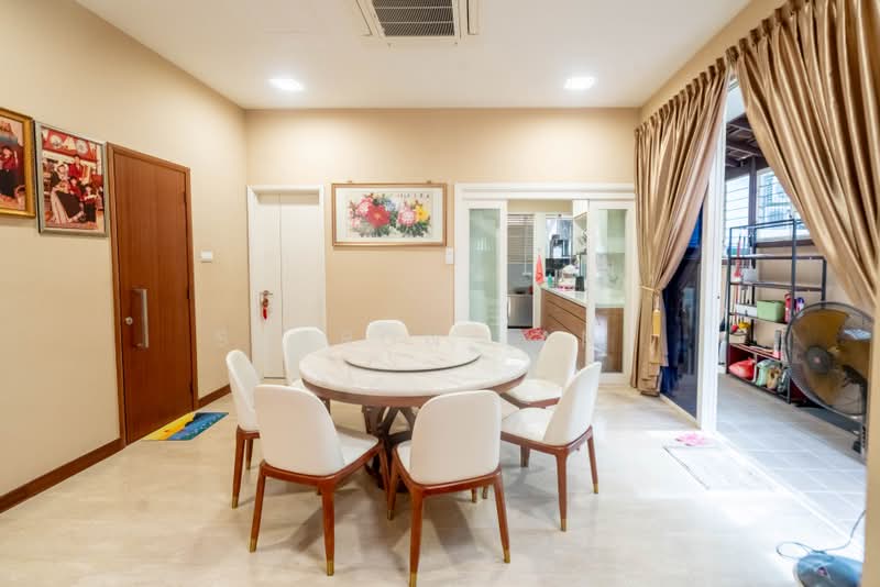 The Springside, Springside Walk, 5 Bedrooms, 3,800 sqft, Corner Terrace For Sale, by Sharon Jany, 500204817 - Dining Room - PropertyGuru.com.sg