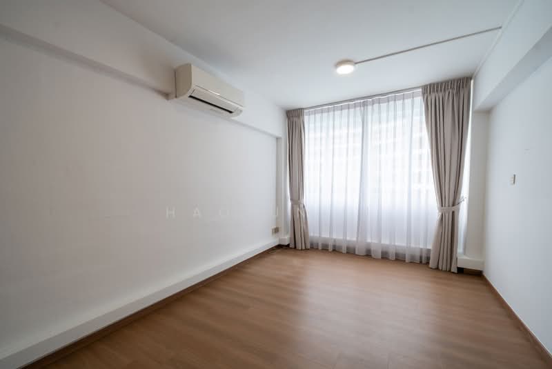 11 Toh Yi Drive, 11 Toh Yi Drive, 3 Bedrooms, 1,313 sqft, HDB Flat For Sale, by Haolun Li, 500204825 - Master Bedroom - PropertyGuru.com.sg