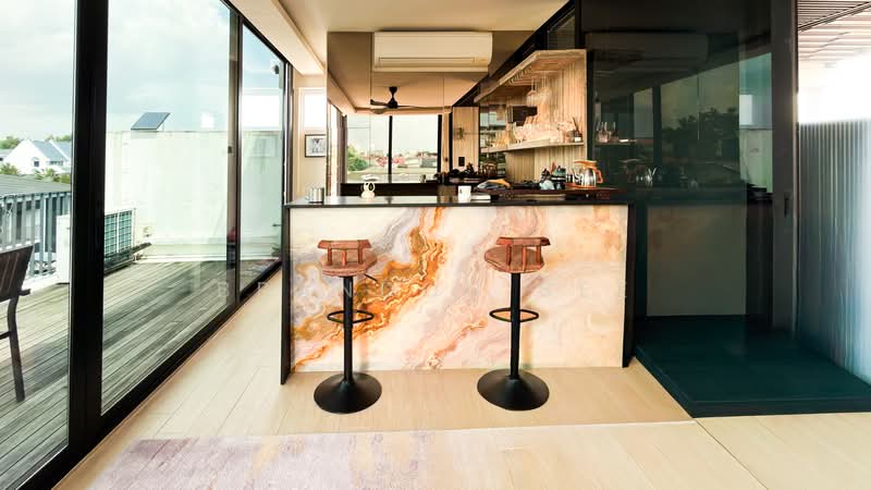 Eng Kong Park, Eng Kong Road, 7 Bedrooms, 6,800 sqft, Semi-Detached House For Sale, by Brandon See, 500204828 - Balcony - PropertyGuru.com.sg