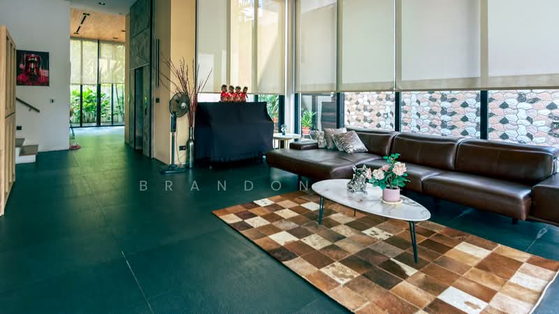 Eng Kong Park, Eng Kong Road, 7 Bedrooms, 6,800 sqft, Semi-Detached House For Sale, by Brandon See, 500204828 - Living Room - PropertyGuru.com.sg