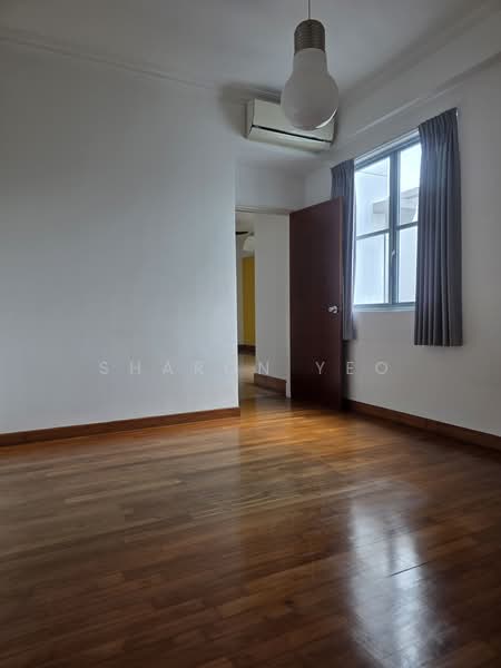 Springdale Condo, 45 Hindhede Walk, 2 Bedrooms, 926 sqft, Condominium For Sale, by Sharon Yeo, 500204832 - Master Bedroom - PropertyGuru.com.sg