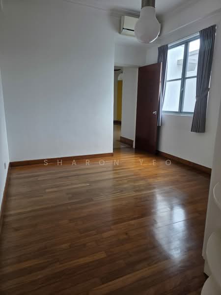 Springdale Condo, 45 Hindhede Walk, 2 Bedrooms, 926 sqft, Condominium For Sale, by Sharon Yeo, 500204832 - Interior - PropertyGuru.com.sg