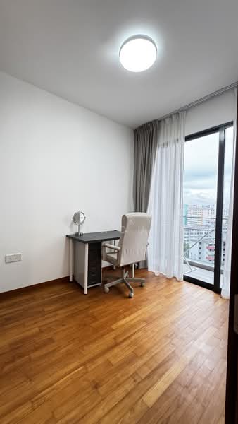 Stirling Residences, 21 Stirling Road, 2 Bedrooms, 624 sqft, Condominium For Sale, by Jacky Zhou, 500204839 - Study - PropertyGuru.com.sg